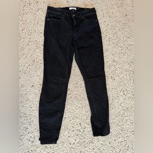 Classic Black Women's Skinny Jeans
